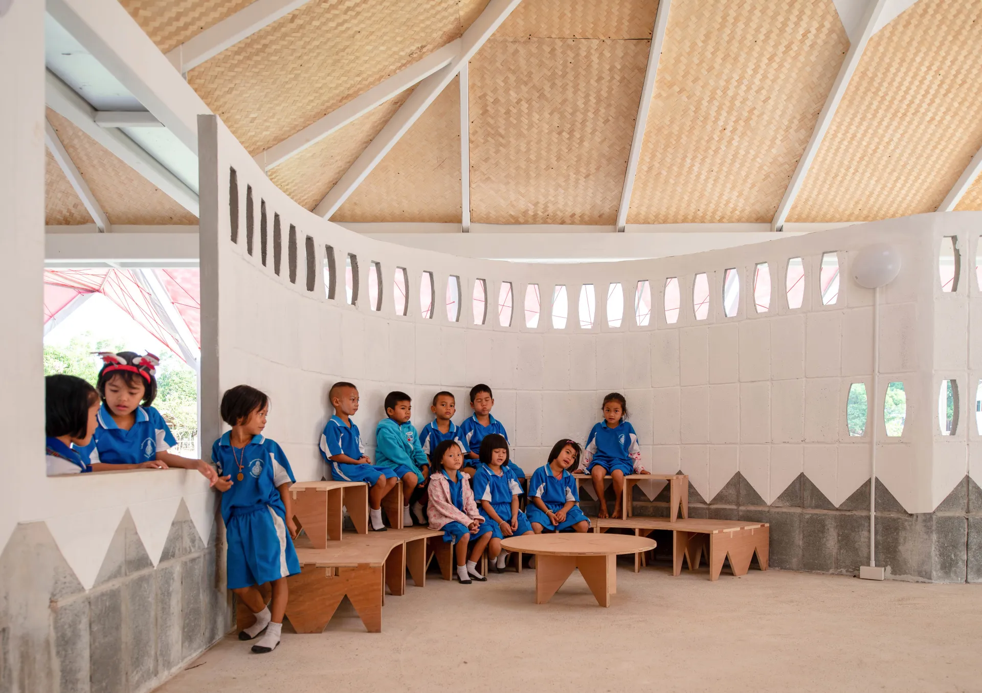  In a 500-people eastern town, surrounded by rice plantations, access to not only proper education, but also quality spaces to meet, learn and play was enthusiastically received.