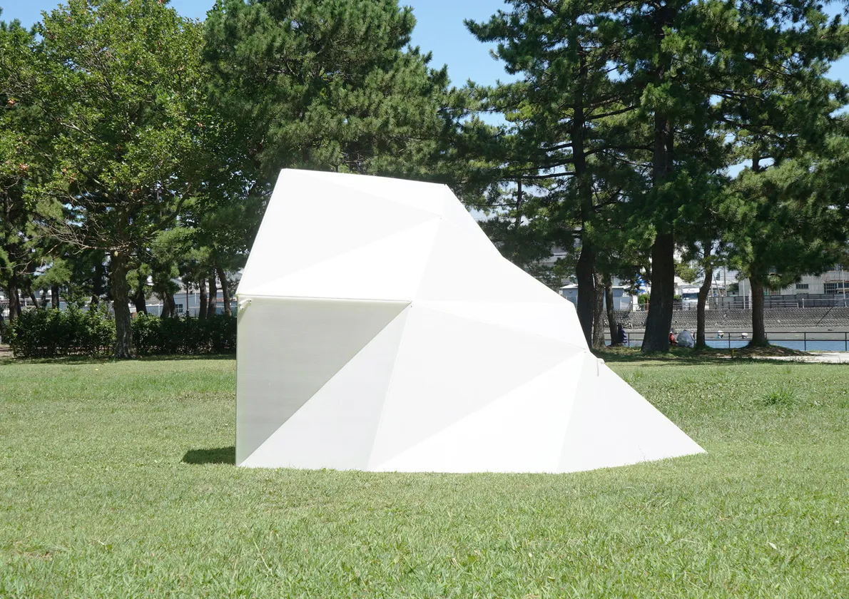 The FOLDABLE HALF DOME is a human scaled dome designed for emergency situations and outdoor events.